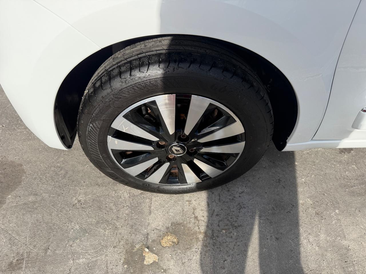 Renault Twingo TCe 95 CV EDC Duel2