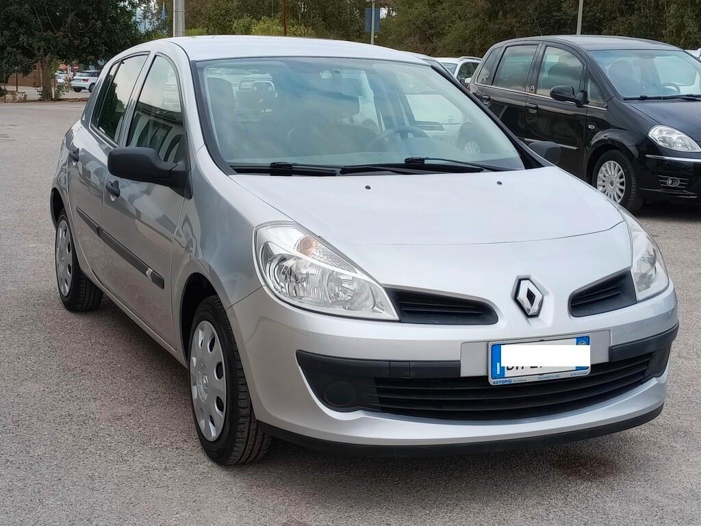 Renault Clio 1.2 16V 5 porte