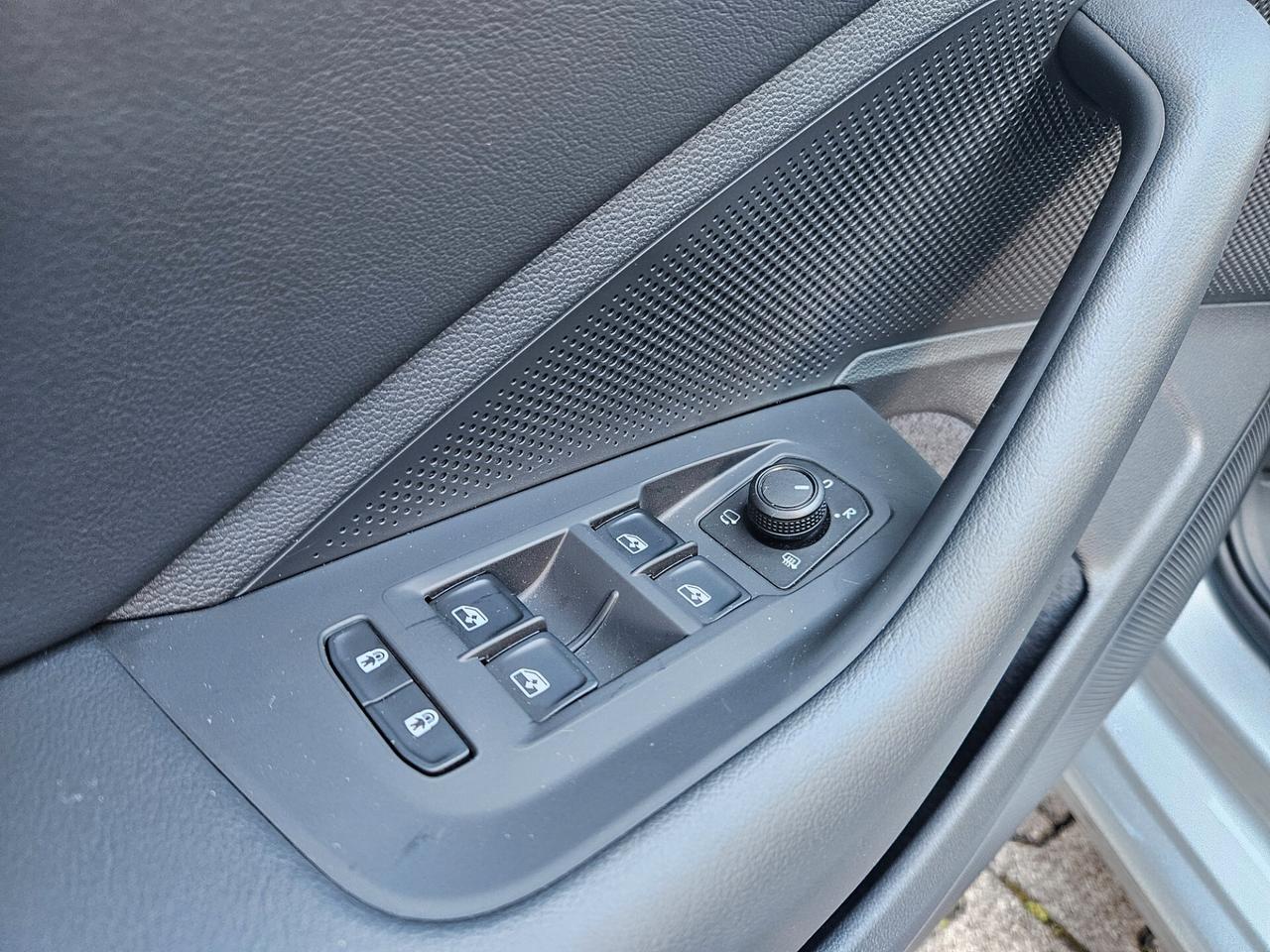 Volkswagen Passat 2.0 TDI 150 CV SCR DSG Business