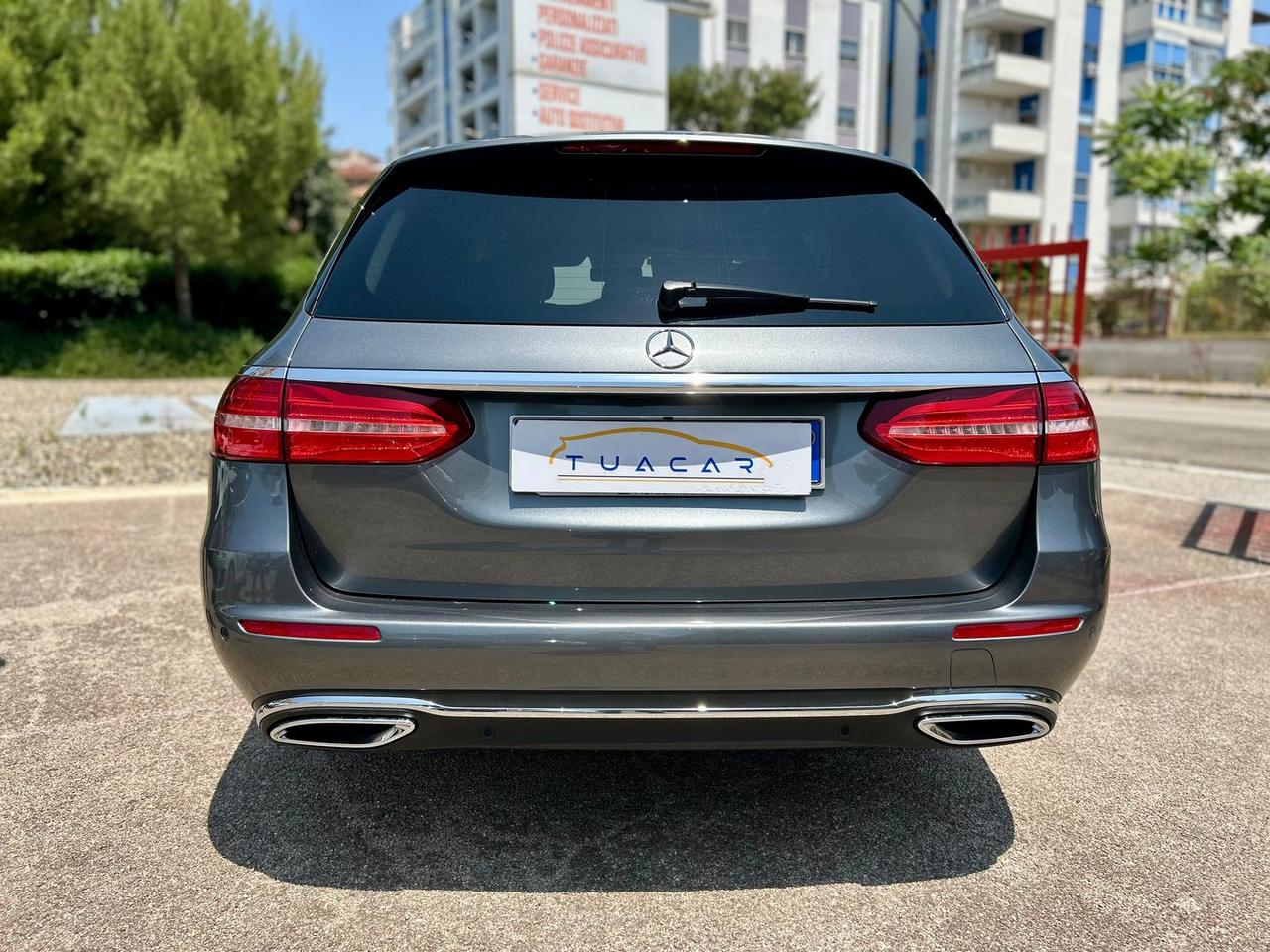 Mercedes-Benz E 220 Business Sport