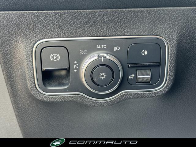 MERCEDES-BENZ GLB 200 d Automatic Premium