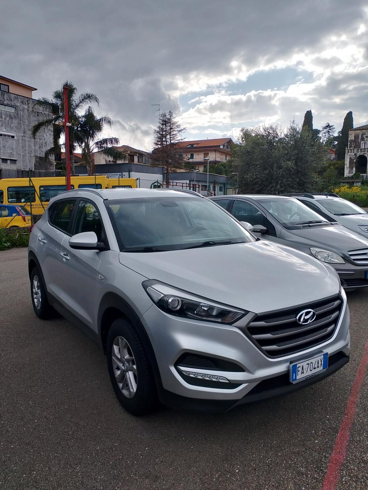 Hyundai Tucson 1.7crdi 115cv 2015