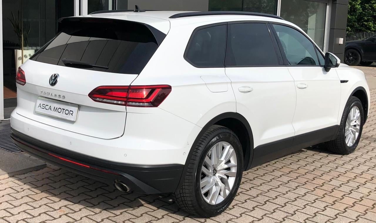 Volkswagen Touareg 3.0 V6 TDI SCR