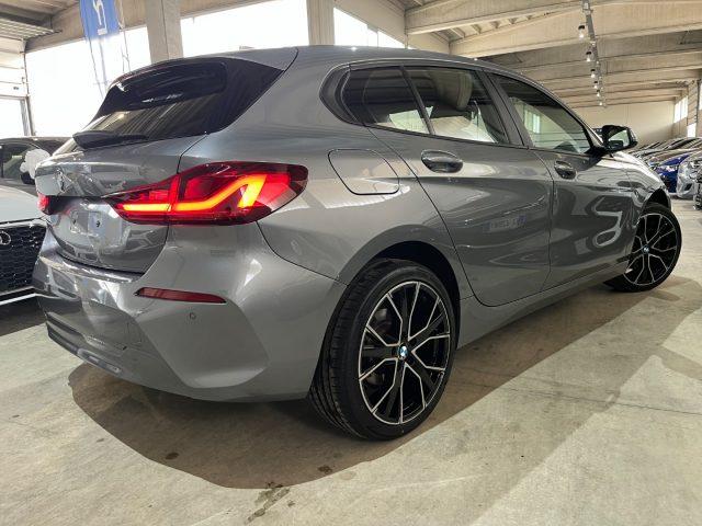 BMW 118 i 5p. Business Advantage "18 Msport /Nav/F.Led/Par