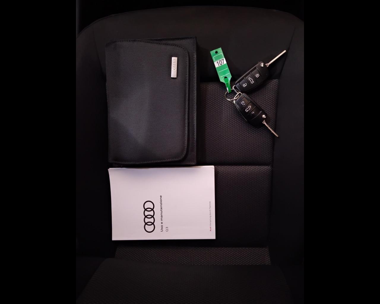 AUDI Q3 I 2015 - Q3 2.0 tdi Business 120cv s-tronic