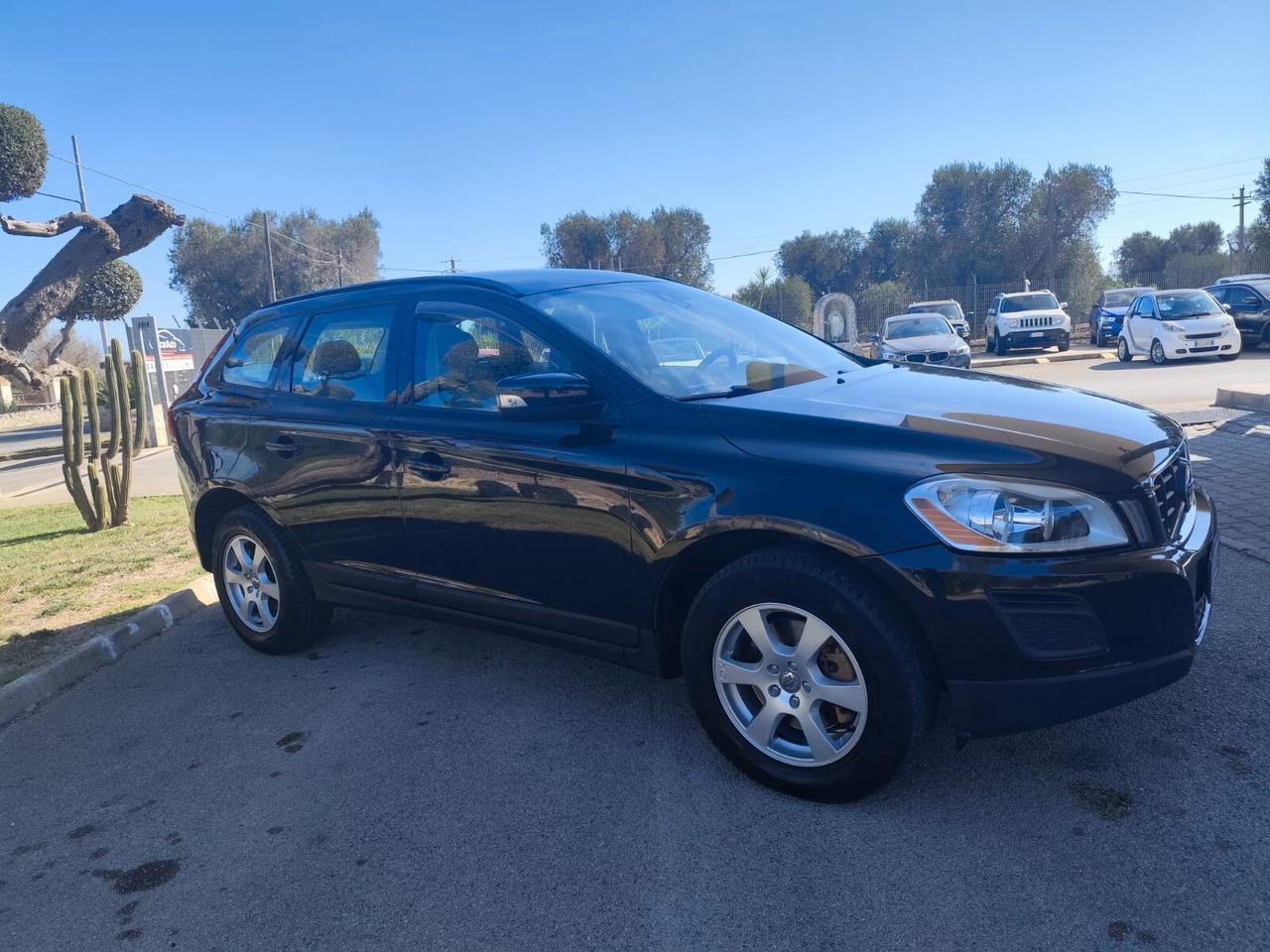 Volvo XC 60 XC60 D5 AWD Geartronic Kinetic