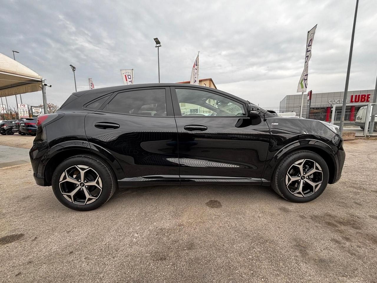 Ford Puma 1.0 EcoBoost Hybrid 125 CV S&S aut. ST-Line