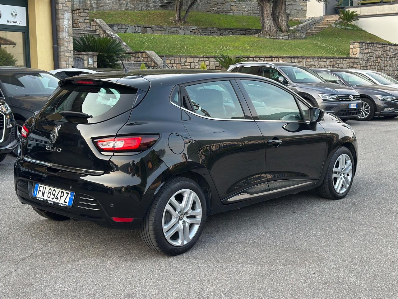Renault Clio dCi 8V 90 CV 5 porte Moschino Life