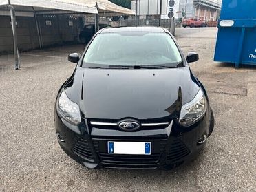 Ford Focus 1.0 EcoBoost 125 CV champions edition