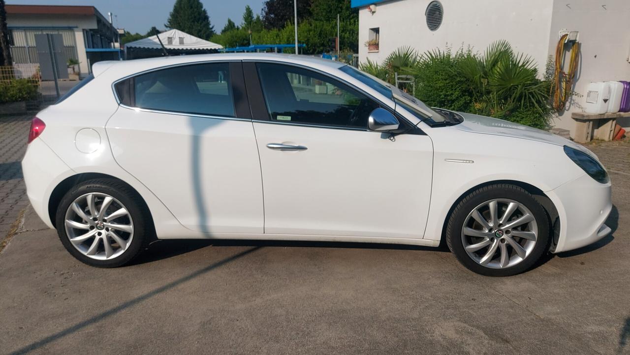 Alfa Romeo Giulietta 1.6 JTD 120 CV - Super - Cambio Automatico