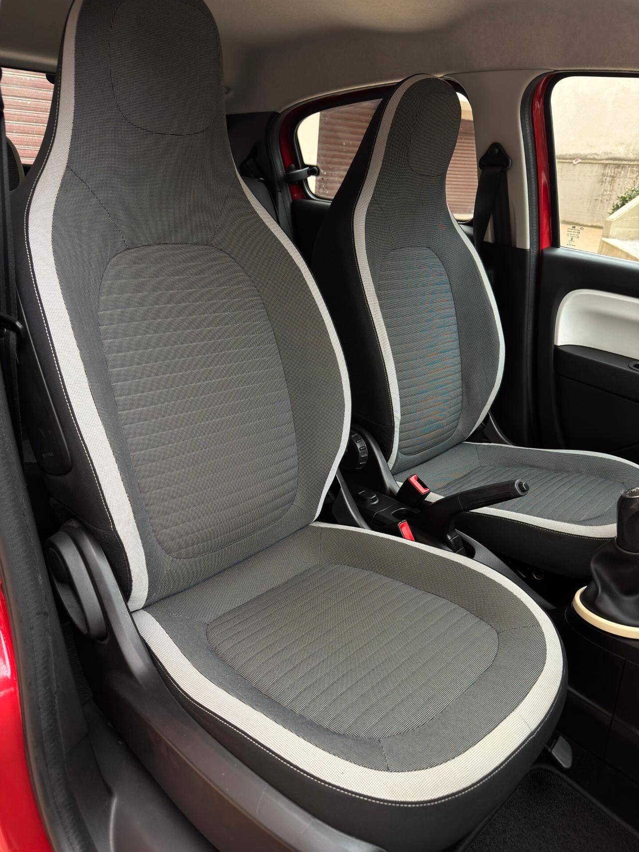 Renault Twingo SCe Lovely 1.0 70 cv