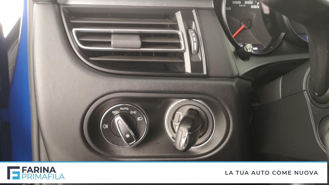 PORSCHE Macan I 2019 - Macan 2.0 245cv pdk