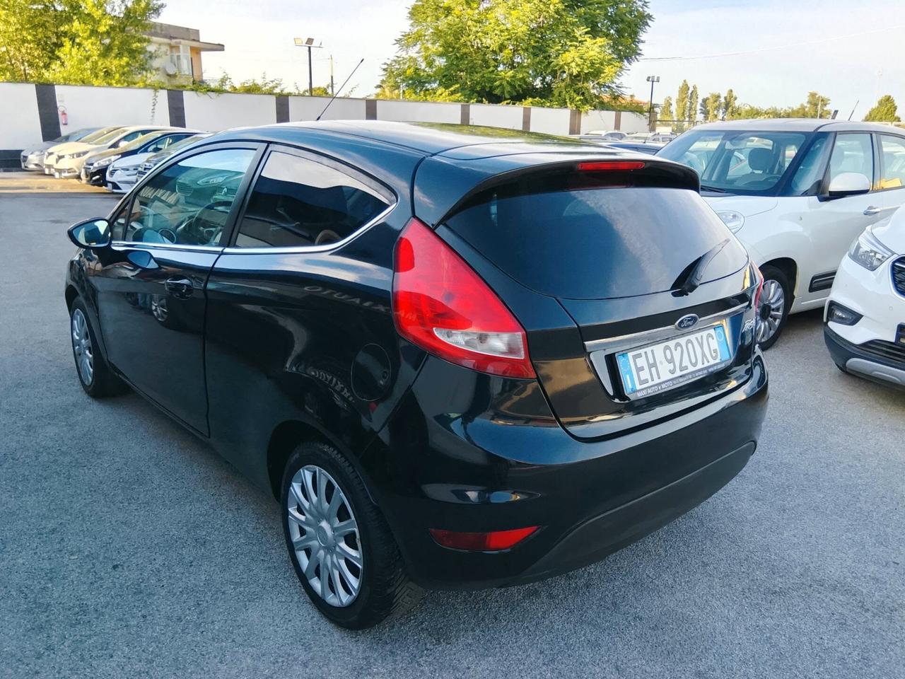 Ford Fiesta 1.2 82CV 3 porte Titanium