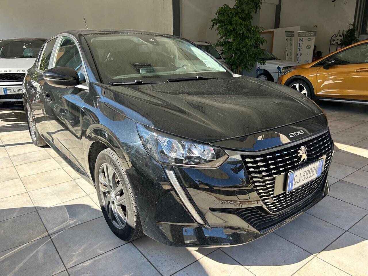 Peugeot 208 1.2 5p. Allure 05/2022 “ NEOPATENTATI “