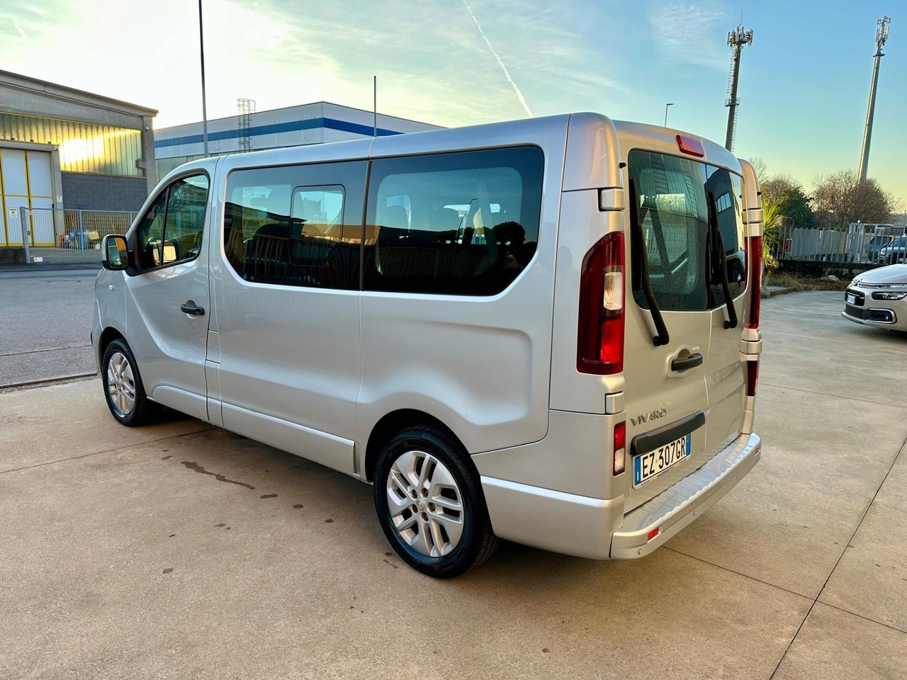 Opel Vivaro 29 1.6 BiTurbo S&S EcoFLEX PL-TN Combi