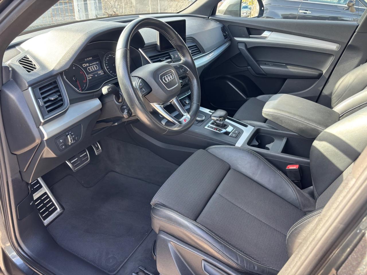 AUDI Q5 40TDI 190CV QUATTRO S-TRONIC S-LINE PERFETTA