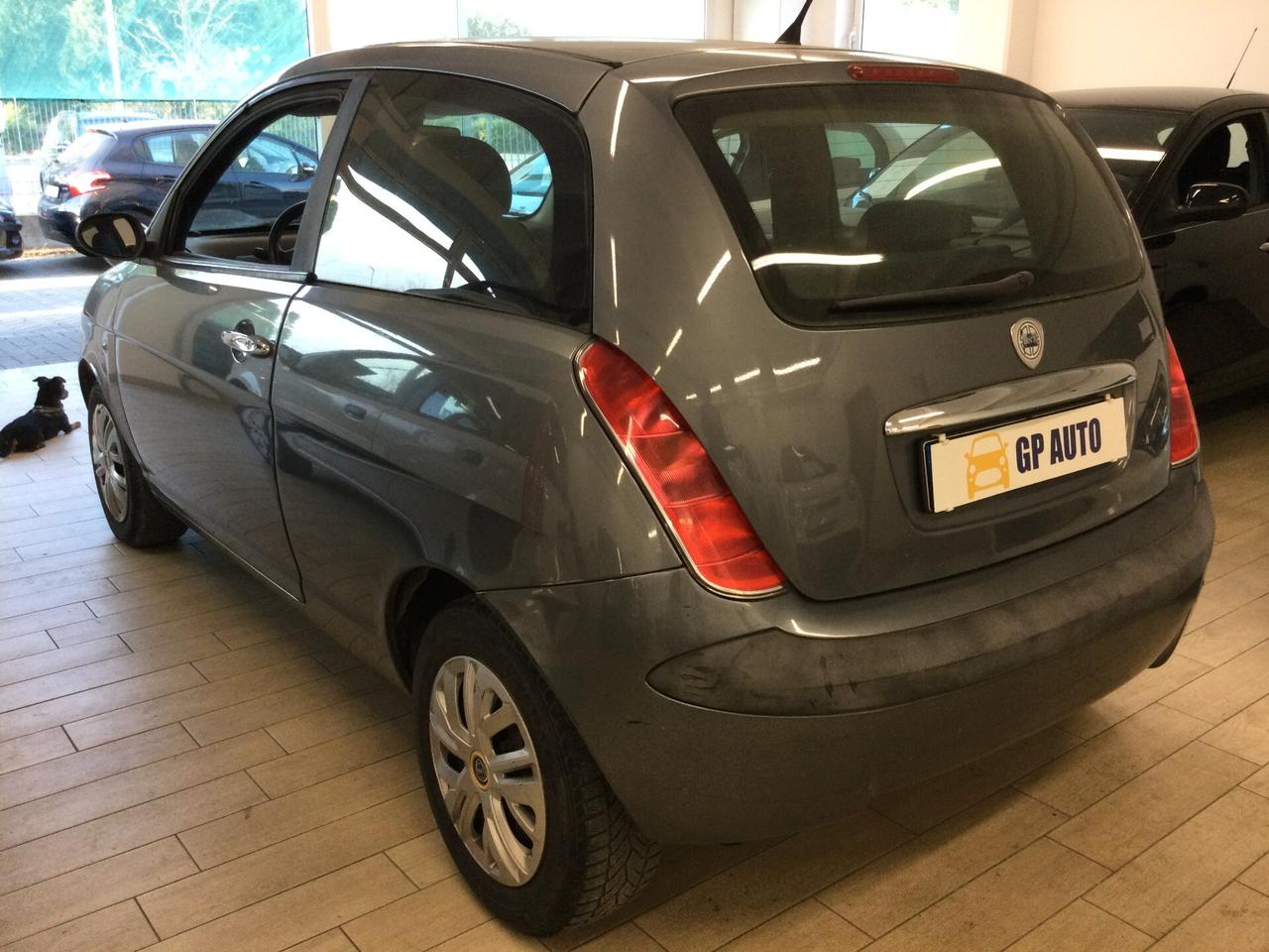 Lancia Ypsilon 1.2 Argento