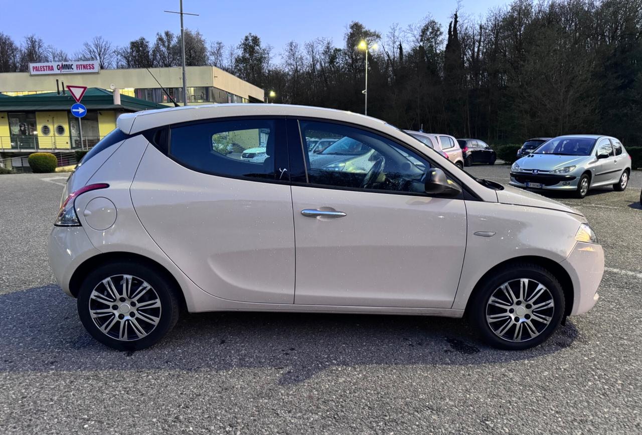Lancia Ypsilon 1.2 69 CV Silver Solo 58.750 km Ideale Neopatentati