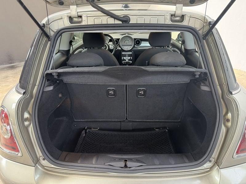 MINI Mini Mini 1.6 Cooper 120cv CAMBIO AUTOMATICO UNIPRO CRONOLOGIA TAGLIANDI NEOPATENTATI