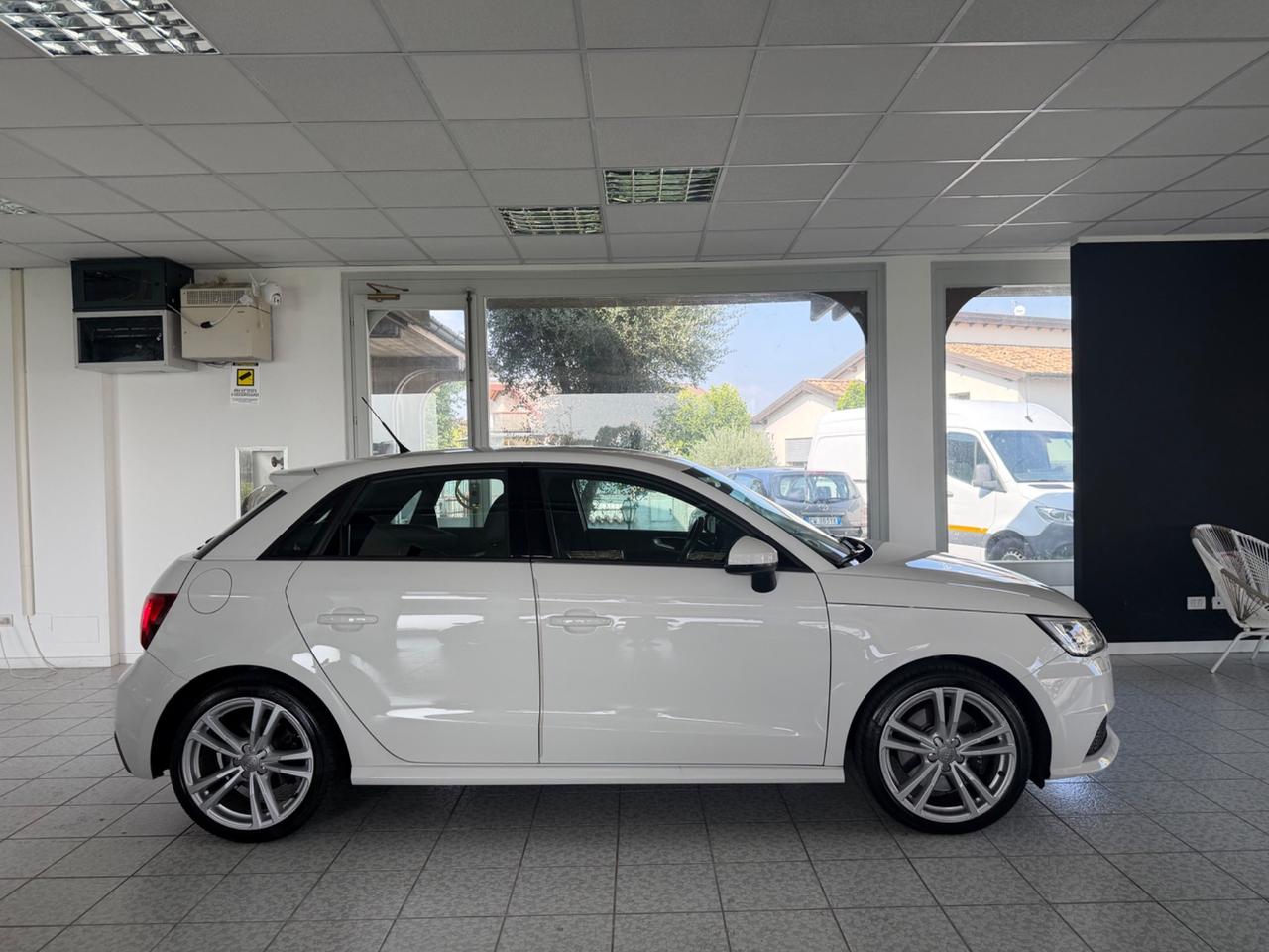 Audi A1 S1 SPB 2.0 TFSI quattro