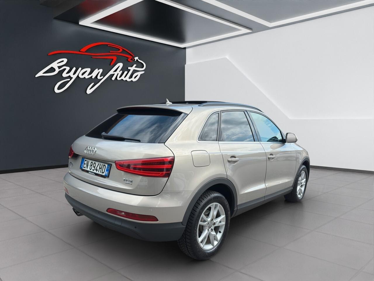 Audi Q3 2.0 TFSI 211CV quattro S tronic BUSINESS PLUS