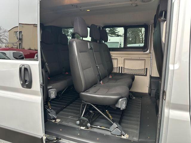 Peugeot Boxer 330 BlueHDi 120 S&S PC-TN Combi Comfort