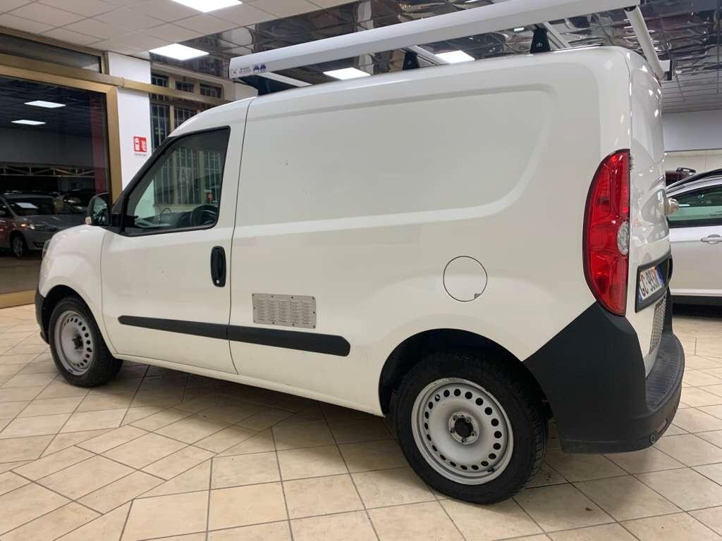 Fiat Doblò 1.4 T-Jet Natural Power *ATTREZZATO+220V*