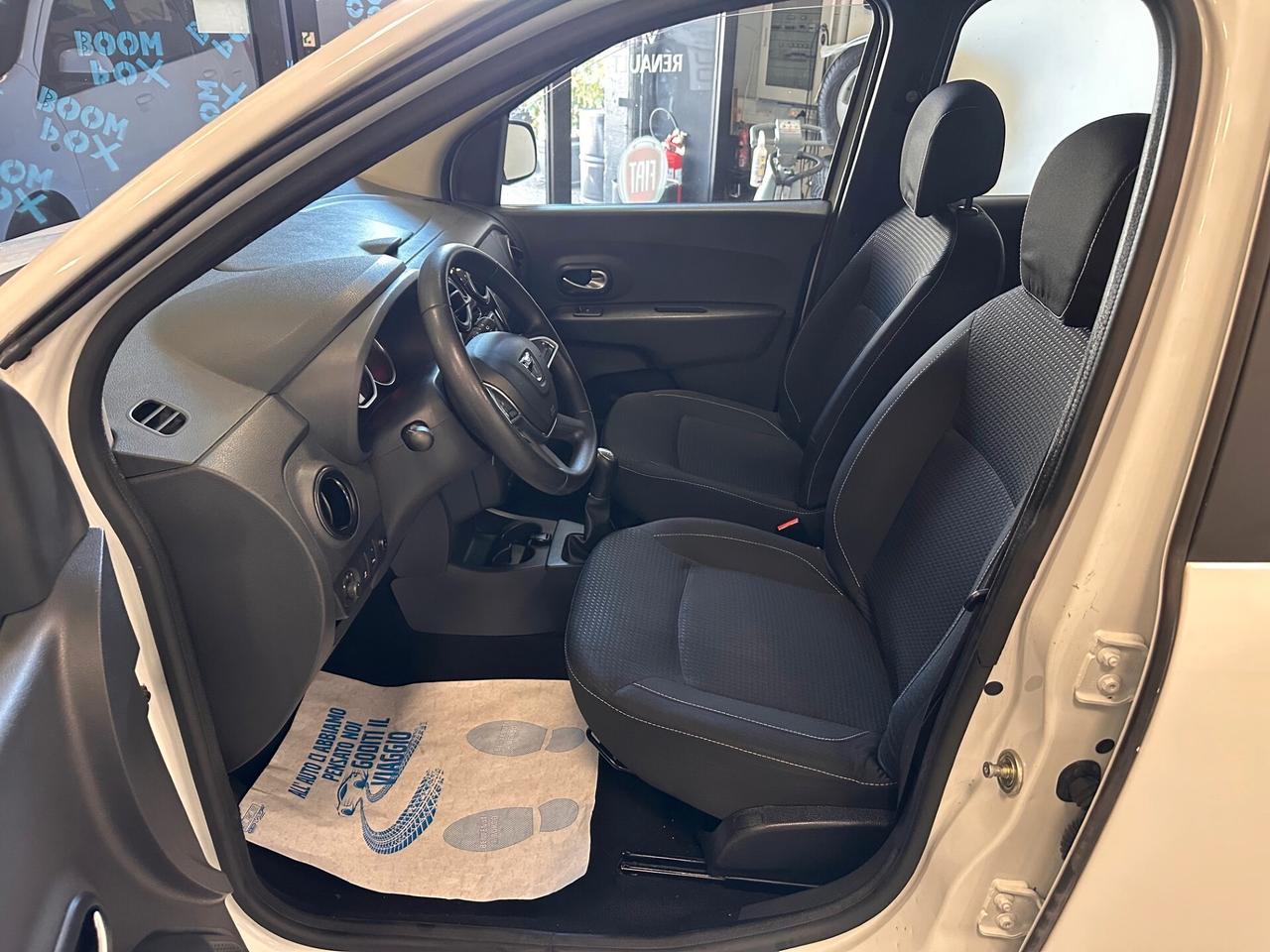 DACIA LODGY 1.6 BENZINA 7 POSTI (59000 MILA KM )