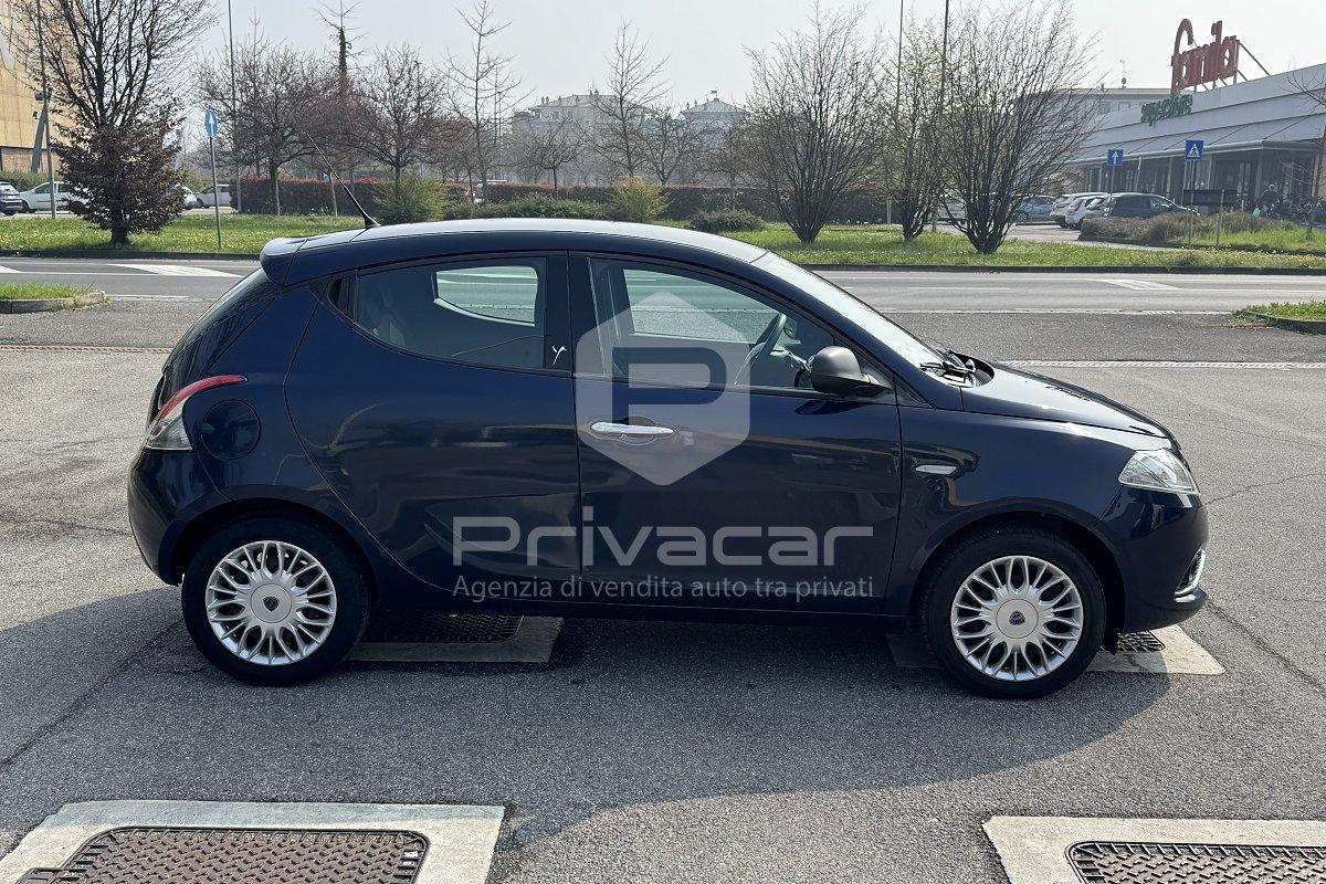 LANCIA Ypsilon 1.2 69 CV 5 porte Silver