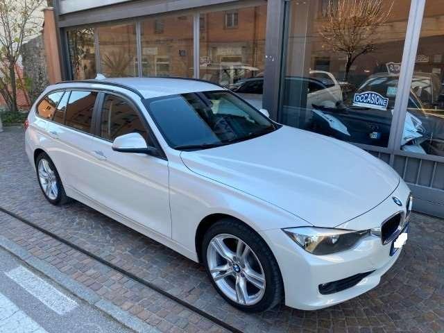 BMW 320 d Touring X-Drive Business Automatica