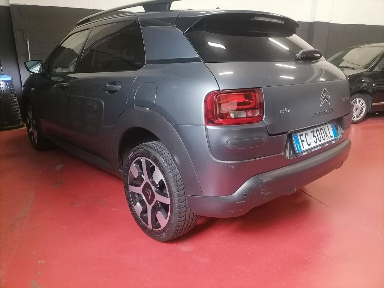 Citroen C4 Cactus PureTech 82 S&S ETG Shine