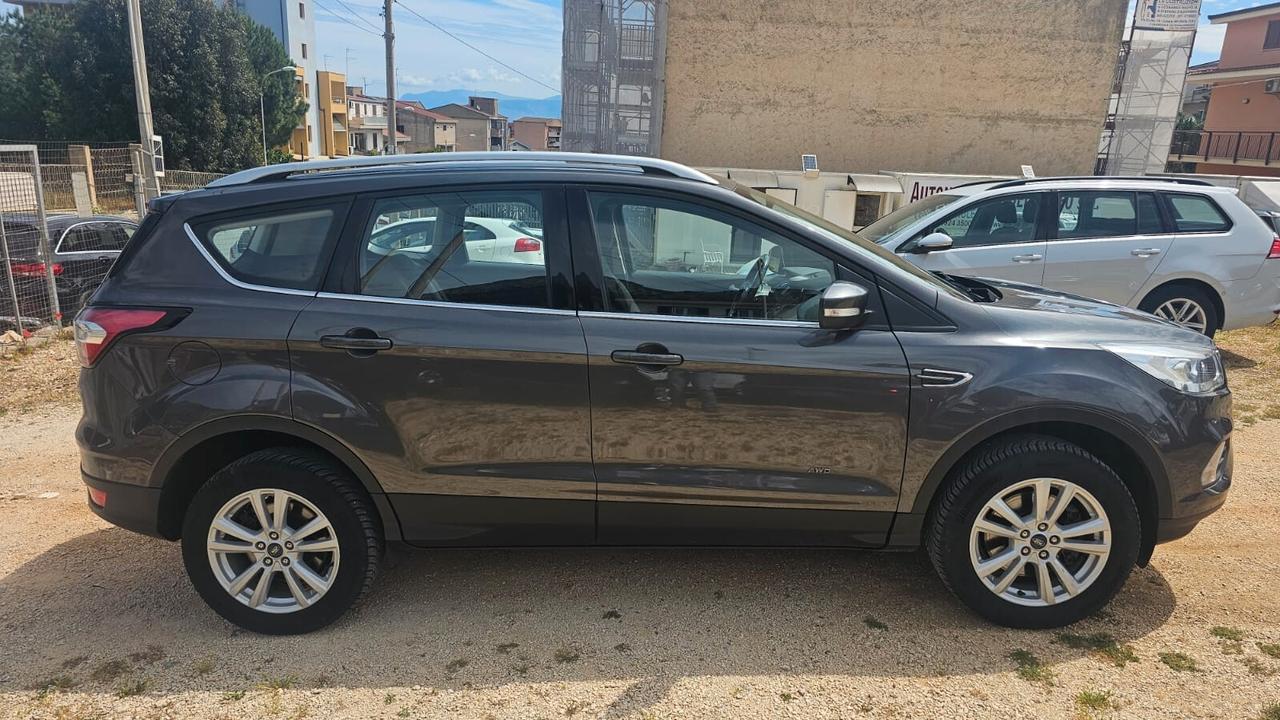 FORD KUGA 2.0 TDCI 150CV 5P SUV PSHIFT SeS AWD BUSINESS E6 CAMBIO AUTOMATICO