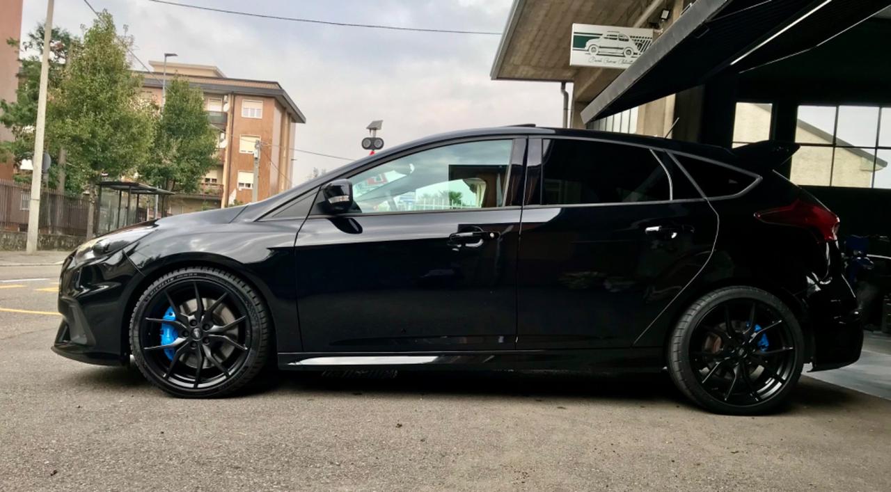 Ford Focus 2.3 350 CV AWD RS Track Edition