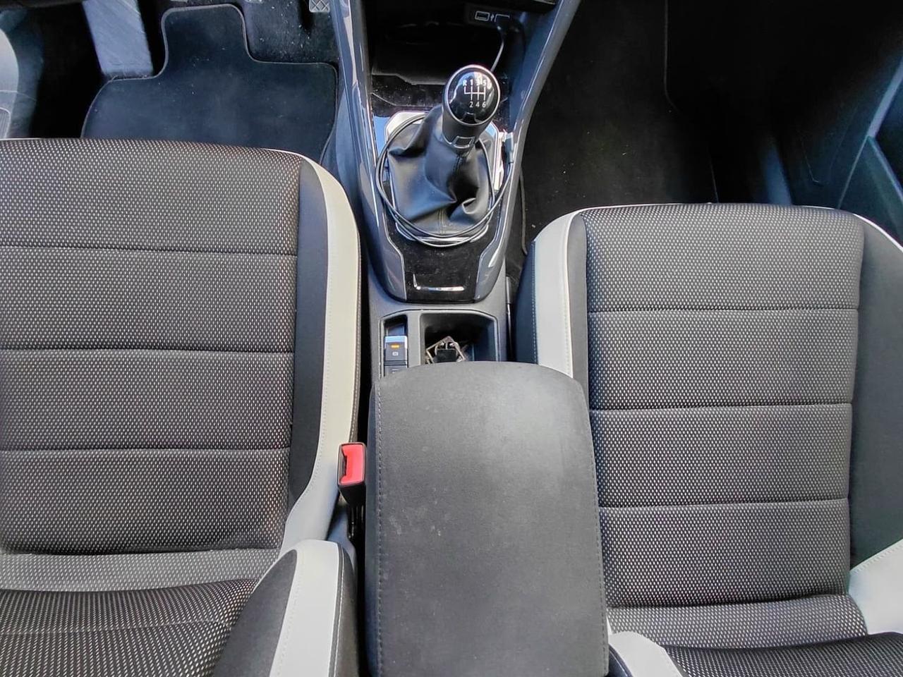 Volkswagen T-Roc Adavanced 1.6 TDI 115cv #11869