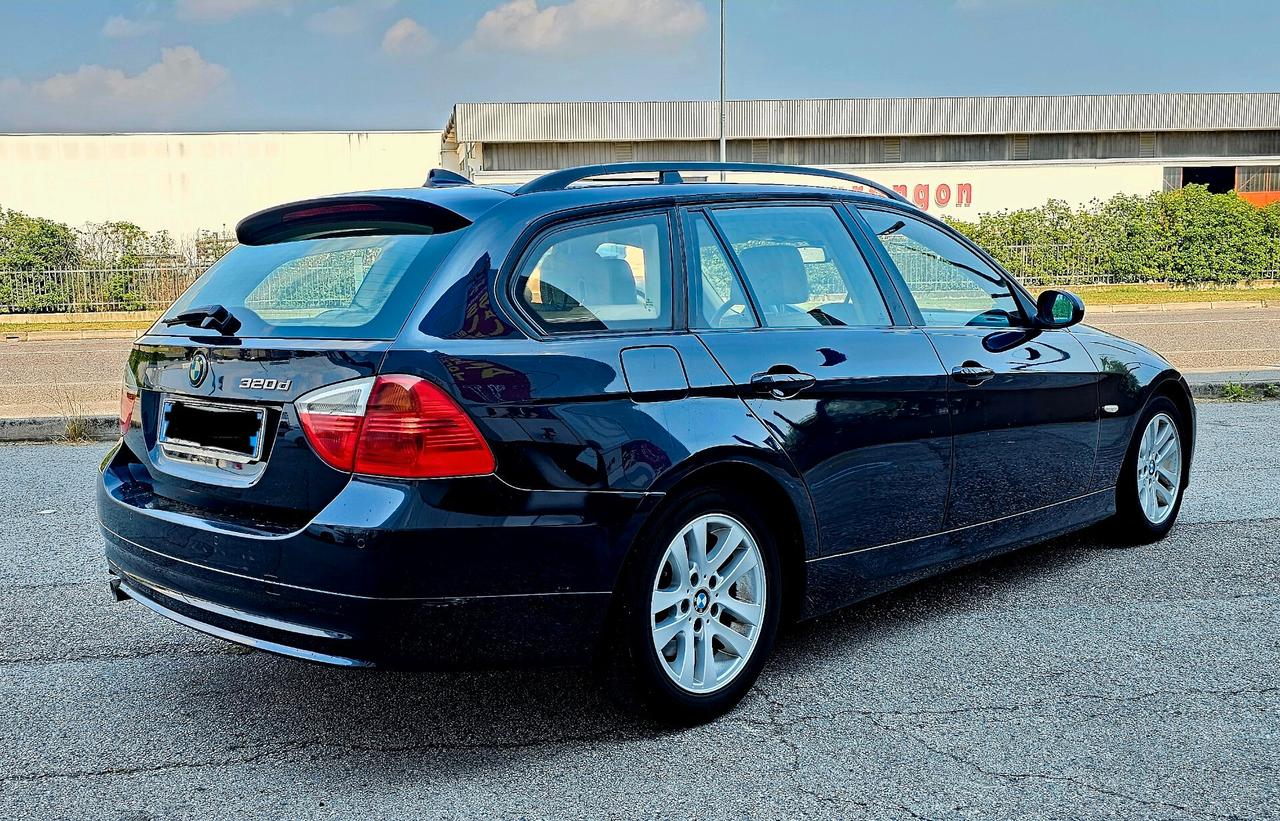 Bmw 320 320d cat Touring Attiva