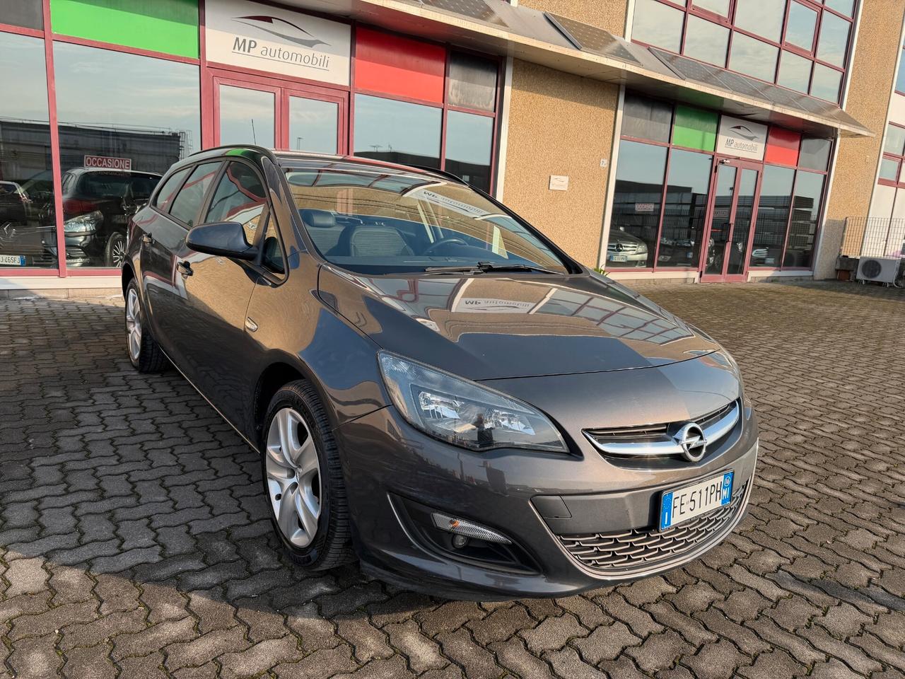 Opel Astra 1.4 Turbo 140CV Sports Tourer GPL Tech Elective