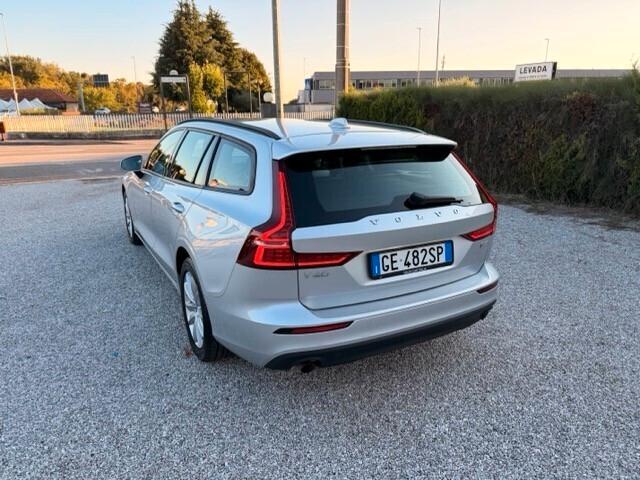 Volvo V60 2.0 b4 197cv Momentum Business auto
