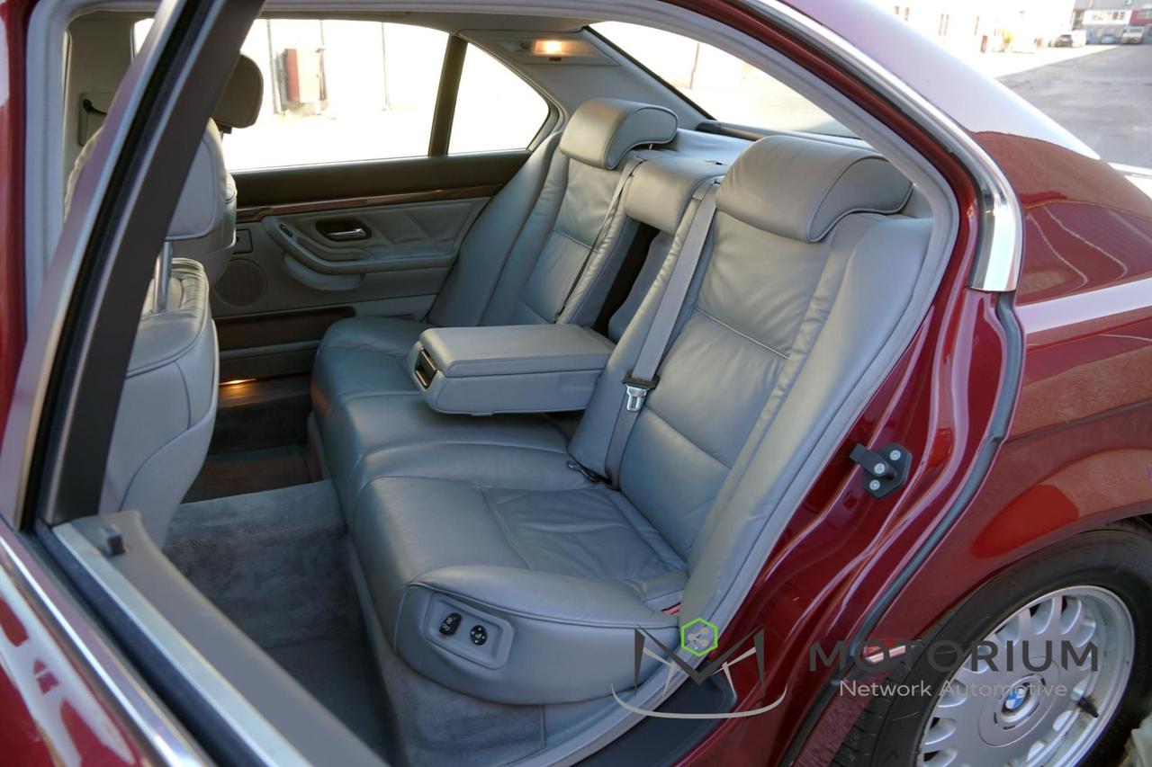 BMW 740 iL E38 V8 286CV LUNGA - 1994 - ISCRITTA ASI