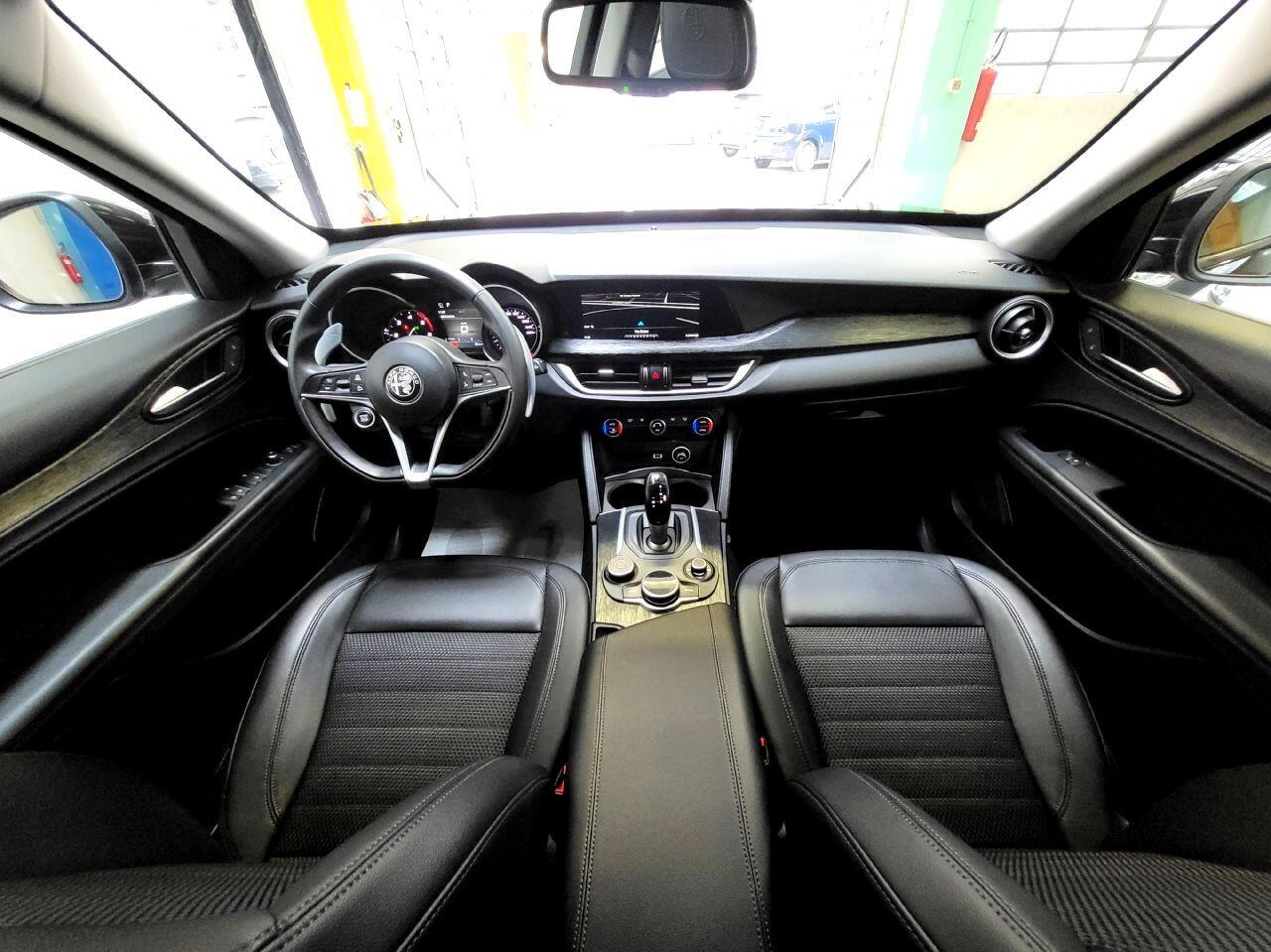 Alfa Romeo Stelvio 2.2 Q4 Executive 210cv AT8 My19