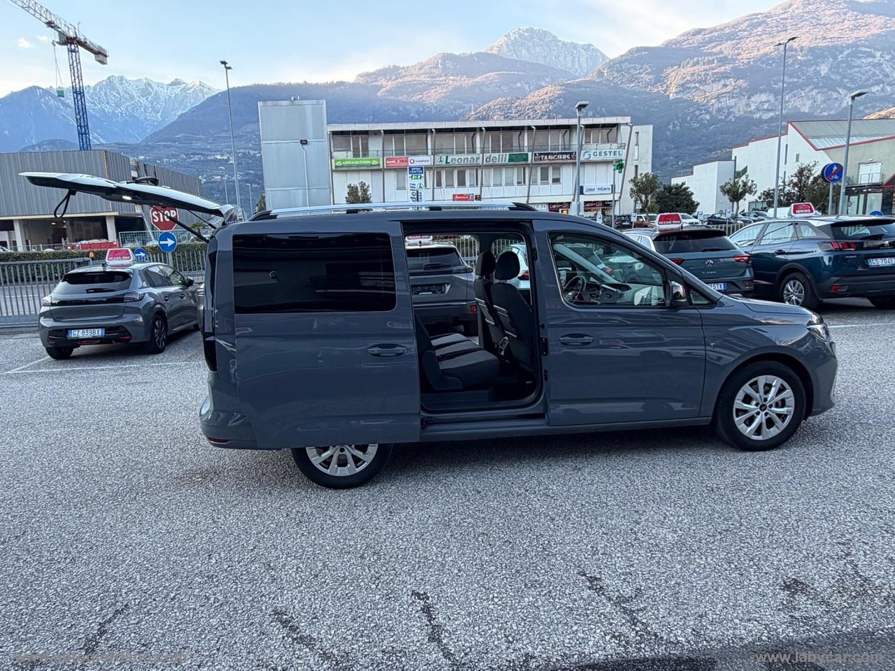 FORD Gr.Tourneo Connect 2.0 122 aut. Tit.
