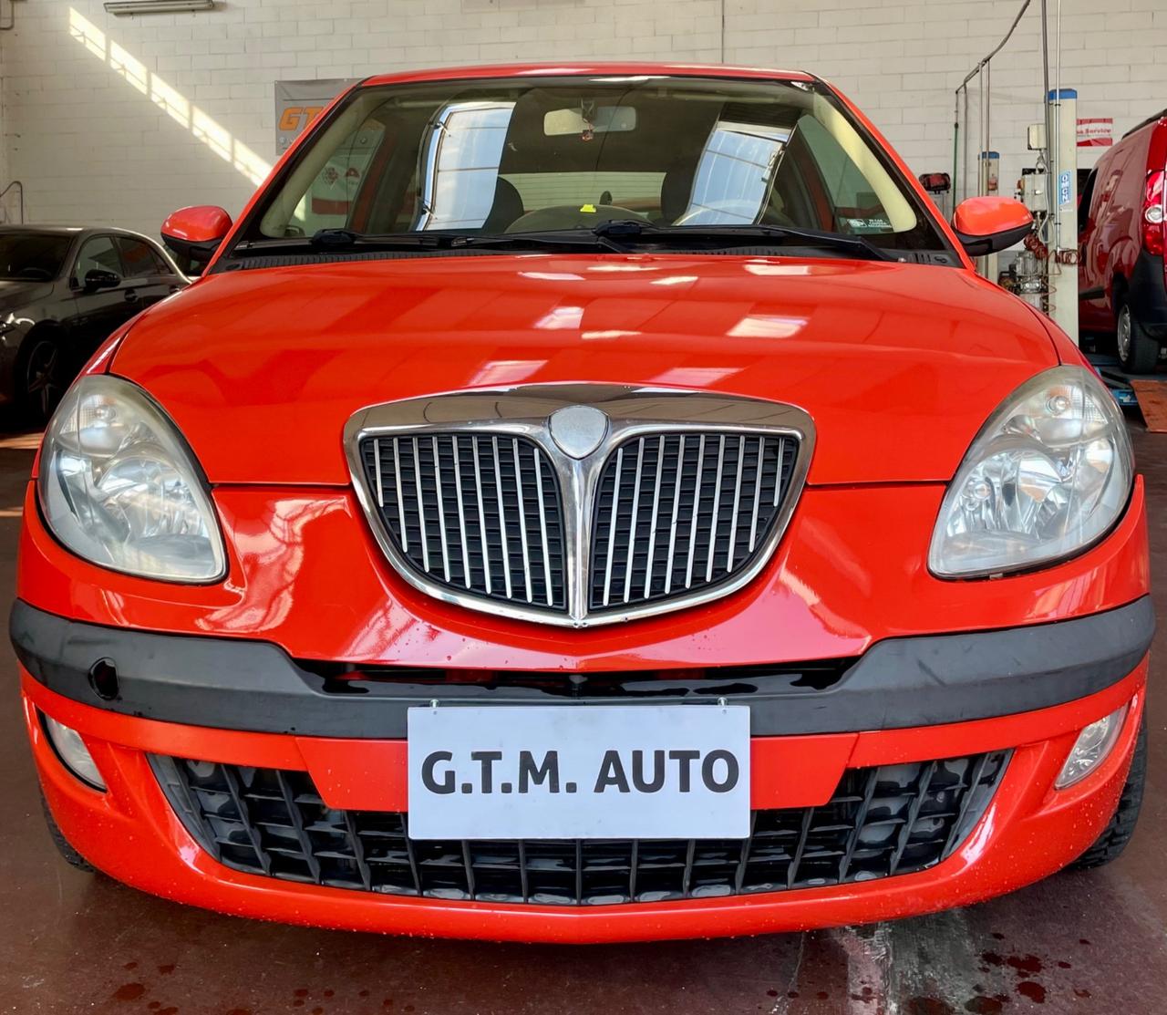 Lancia Ypsilon 1.2 per neopatentati