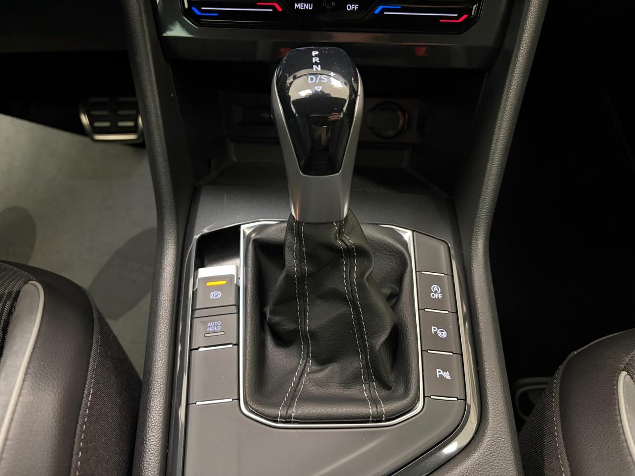 Volkswagen Tiguan 2.0 TDI 150 CV SCR DSG R-Line