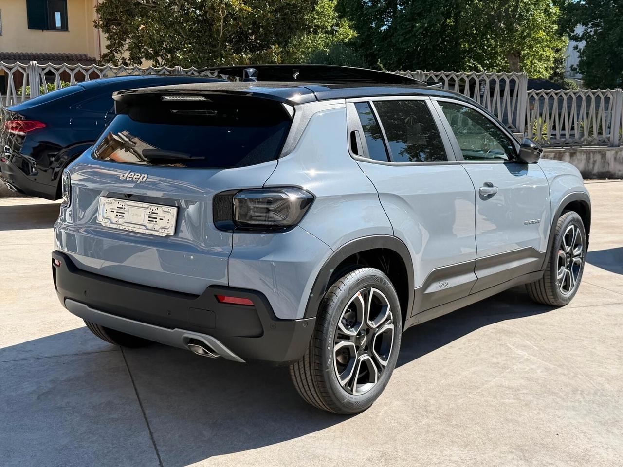 Jeep Avenger 1.2 Turbo 110 CV MHEV Summit
