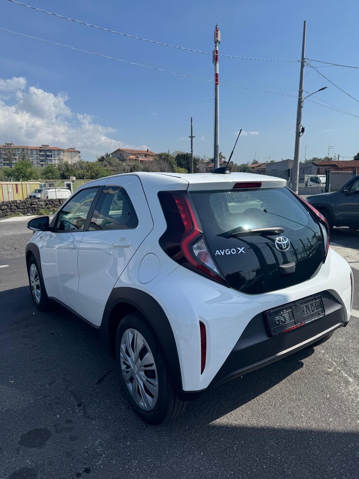 Toyota Aygo X 1.0 VVT-i 72 CV 5 porte Active S-CVT