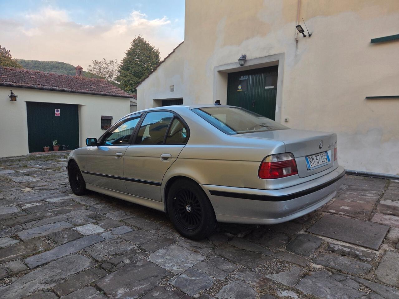 Bmw 530 530d 24V cat Attiva