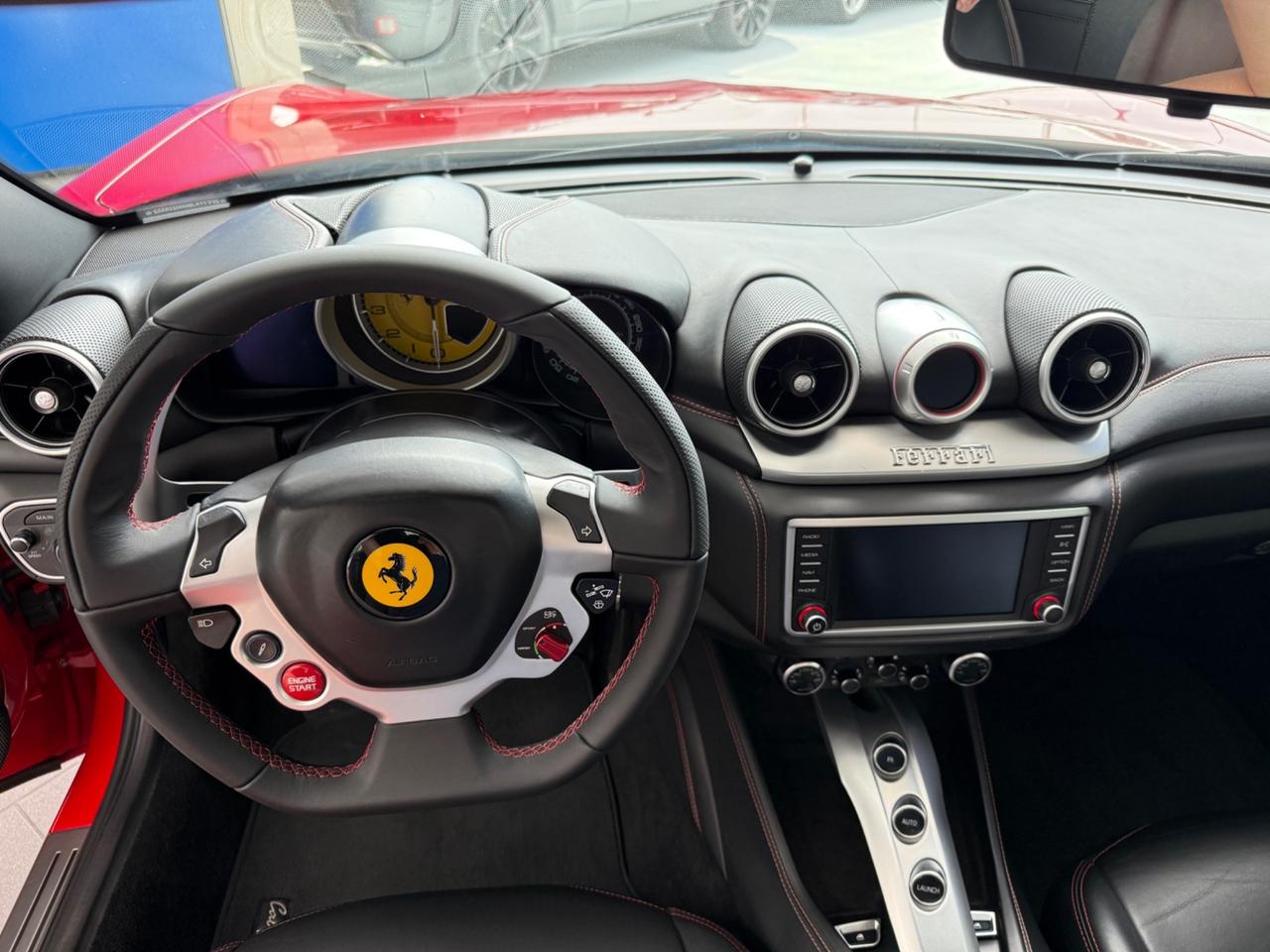 Ferrari California T DCT HANDLING SPECIALE 560CV