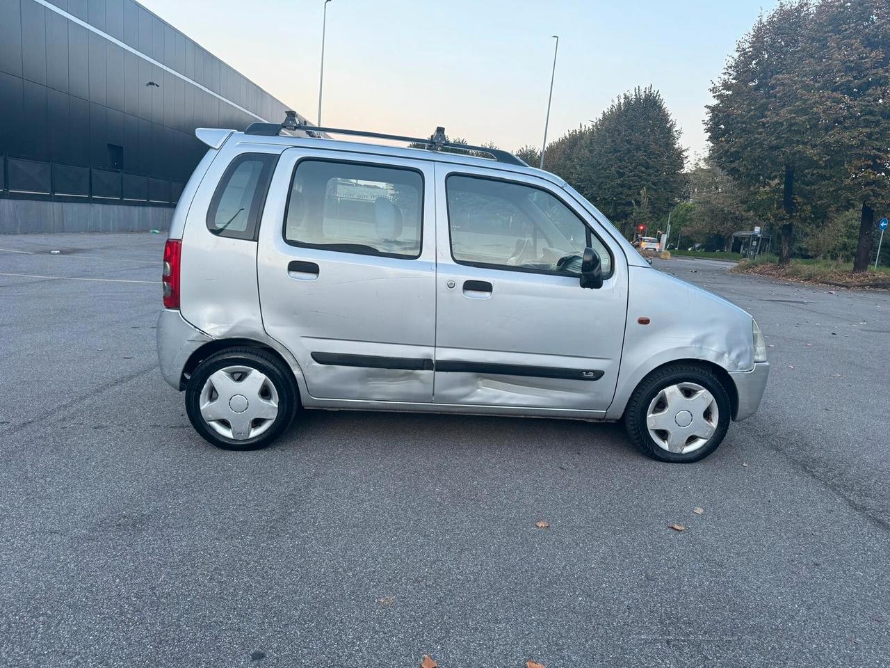 Suzuki Wagon R 1.3i 16V cat 4x4 GL