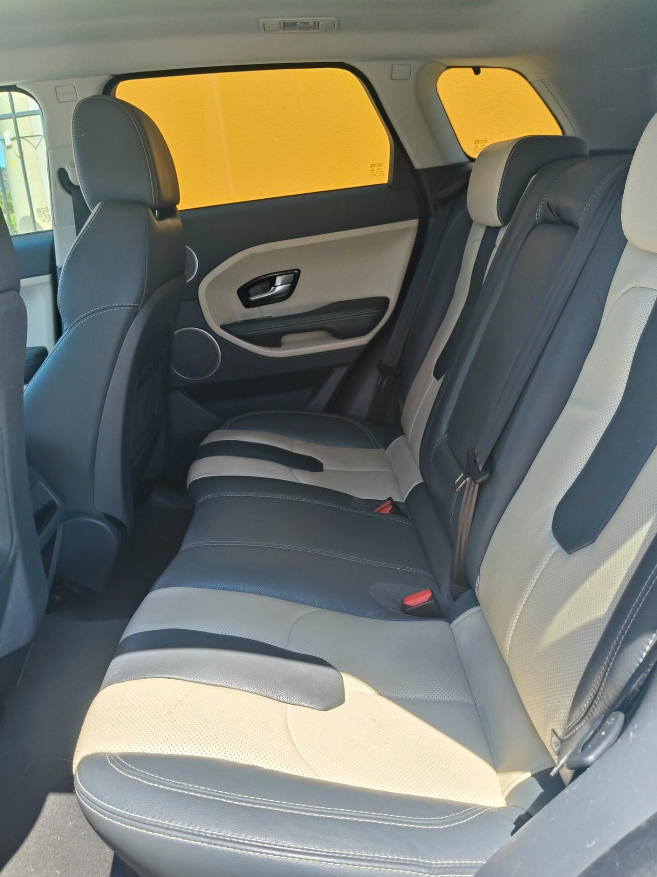 Land Rover Range Rover Evoque Range Rover Evoque 2.2 TD4 5p. Dynamic