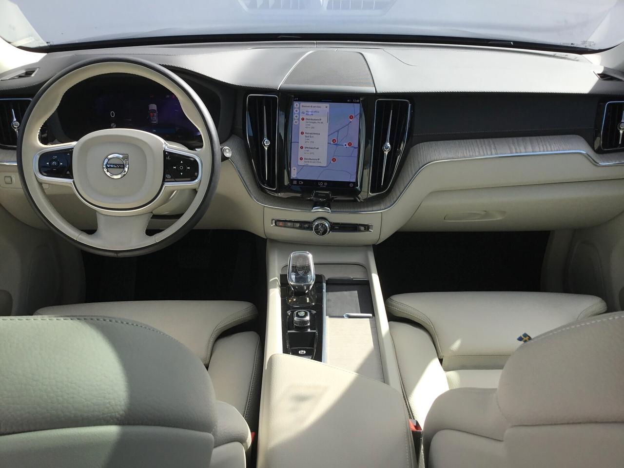 Volvo XC60 B4 (d) AWD Geartronic Inscription