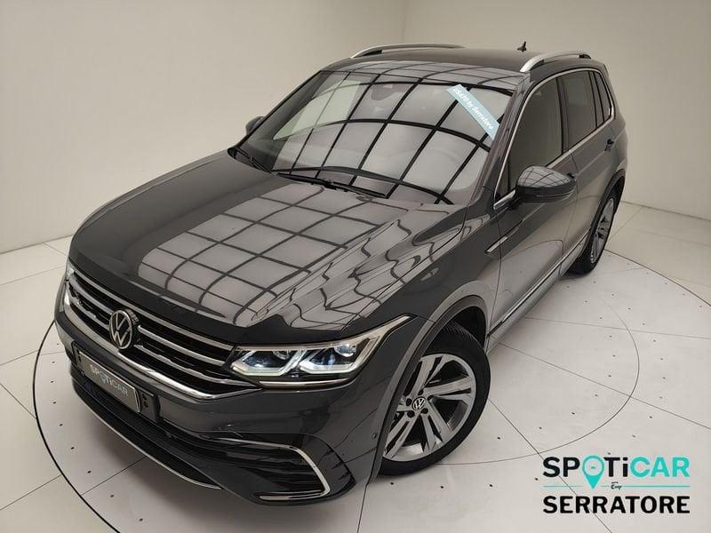Volkswagen Tiguan II 2.0 tdi R-Line 150cv dsg